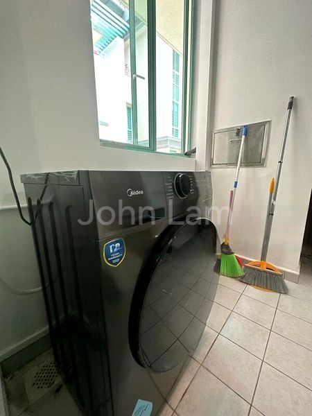 Room (Condo) for Rent in  Sunville - Image 2